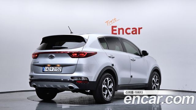 Kia Sportage The Bold Diesel 2.0 2WD Trendy 2021 — фото 2
