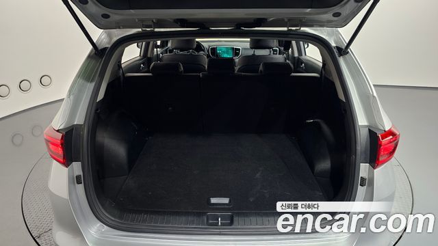 Kia Sportage The Bold Diesel 2.0 2WD Trendy 2021 — фото 20