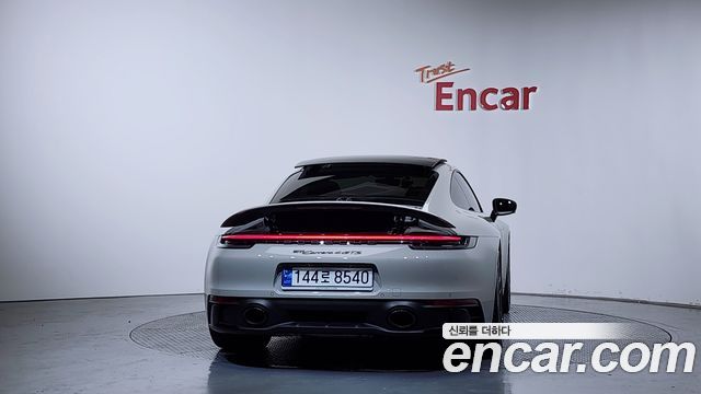 Porsche 911 (992) Carrera 4 GTS 2023 — фото 4