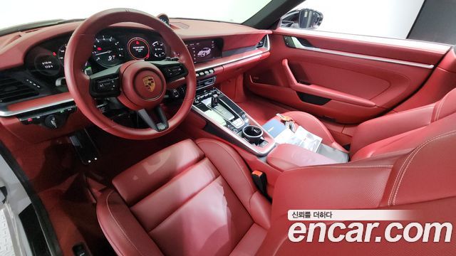 Porsche 911 (992) Carrera 4 GTS 2023 — фото 7