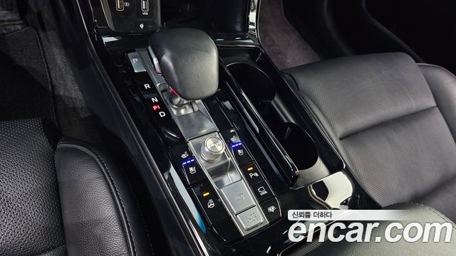 Kia K7 Premier 3.0 LPI Prestige 2021 — фото 9