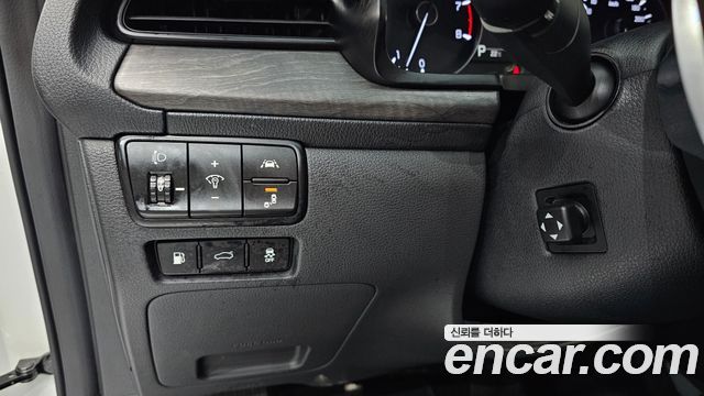 Kia K7 Premier 3.0 LPI Prestige 2021 — фото 17