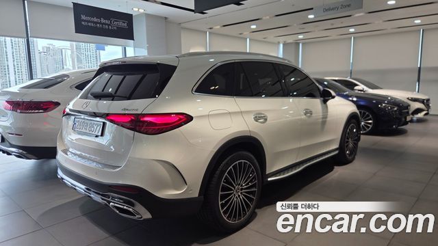 Mercedes-Benz GLC-Class (X254) GLC300 4MATIC AMG Line 2024 — фото 4