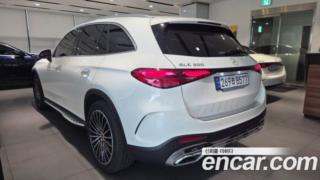 Mercedes-Benz GLC-Class (X254) GLC300 4MATIC AMG Line 2024 — фото 5
