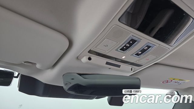 Land Rover Defender (L663) 110 D250 SE 2023 — фото 27