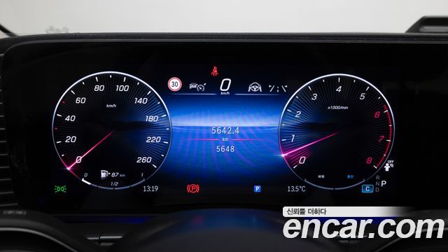 Mercedes-Benz GLE-Class (W167) GLE450 4MATIC 2025 — фото 8