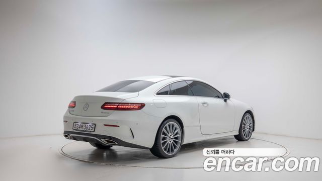Mercedes-Benz E-Class (W213) E450 4MATIC Coupe 2021 — фото 2
