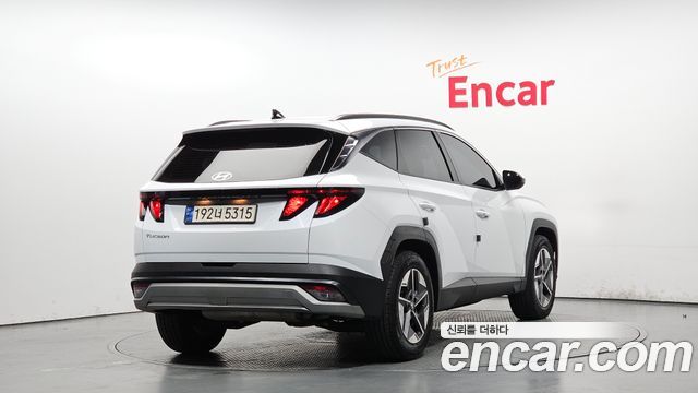 Hyundai Tucson Hybrid (NX4) HEV 1.6 2WD Premium 2024 — фото 2