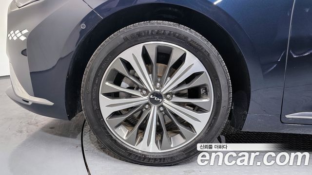 Kia K8 Hybrid Signature 2023 — фото 5