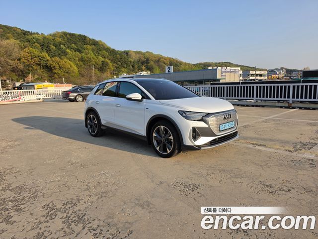 Audi Q4 e-tron (F4) 40 Premium 2023 — фото 3