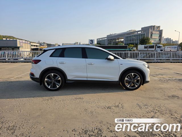 Audi Q4 e-tron (F4) 40 Premium 2023 — фото 4