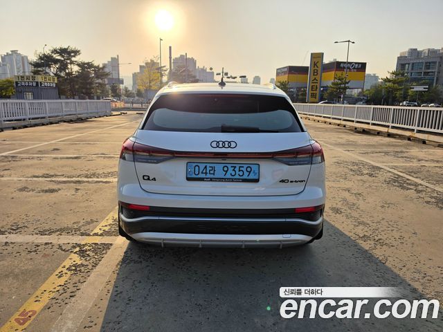 Audi Q4 e-tron (F4) 40 Premium 2023 — фото 6