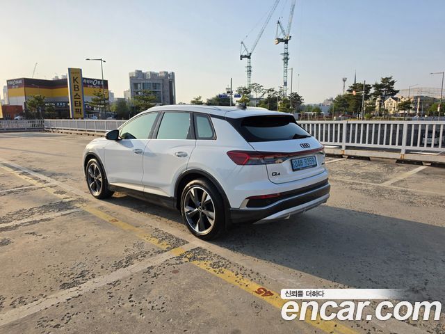 Audi Q4 e-tron (F4) 40 Premium 2023 — фото 7