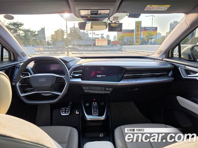 Audi Q4 e-tron (F4) 40 Premium 2023 — фото 16