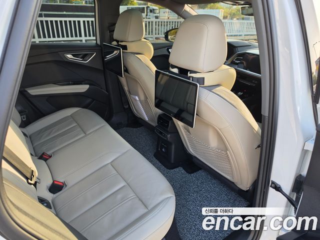 Audi Q4 e-tron (F4) 40 Premium 2023 — фото 22