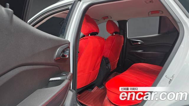 Chevrolet Trax Crossover 1.2 Red Line 2025 — фото 16