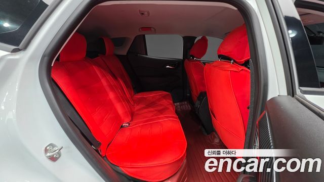 Chevrolet Trax Crossover 1.2 Red Line 2025 — фото 18