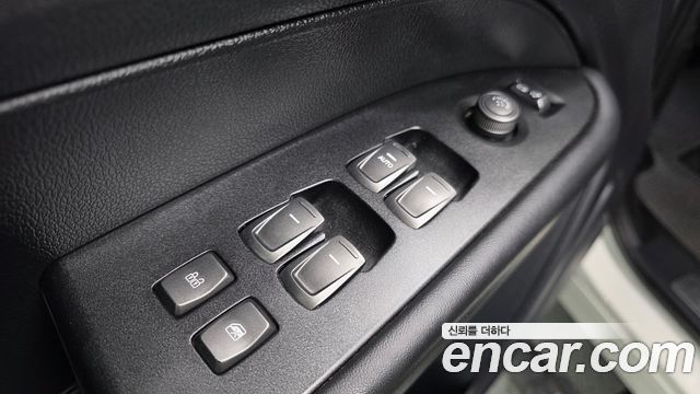 KG Mobility (SsangYong) Rexton Sports Khan Diesel 2.2 4WD Prestige 2023 — фото 12