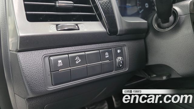 KG Mobility (SsangYong) Rexton Sports Khan Diesel 2.2 4WD Prestige 2023 — фото 13