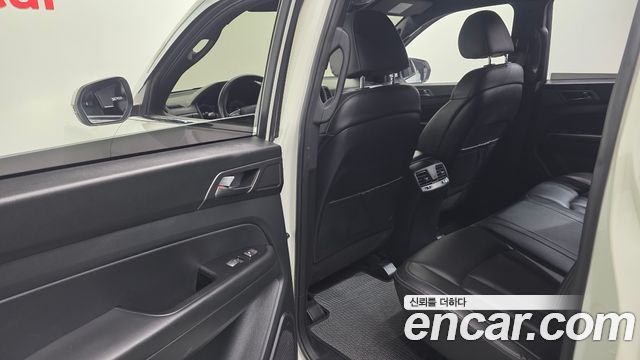 KG Mobility (SsangYong) Rexton Sports Khan Diesel 2.2 4WD Prestige 2023 — фото 29