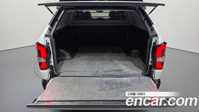KG Mobility (SsangYong) Rexton Sports Khan Diesel 2.2 4WD Prestige 2023 — фото 33