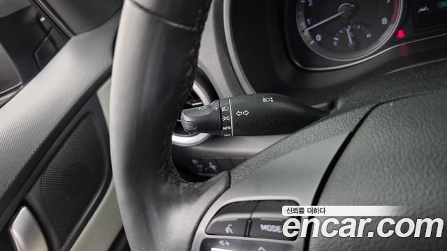 Hyundai Kona Gasoline 2.0 2WD Modern 2021 — фото 19