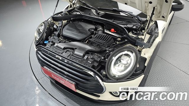 MINI Cooper D Clubman Standard 2nd 2020 — фото 6