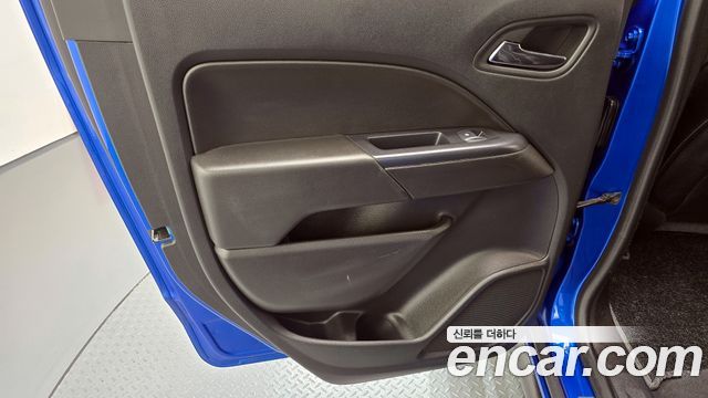Chevrolet Colorado 3.6 Extreme-X 4WD Sports Bar 2020 — фото 25
