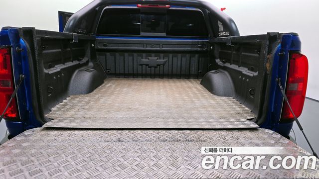 Chevrolet Colorado 3.6 Extreme-X 4WD Sports Bar 2020 — фото 30