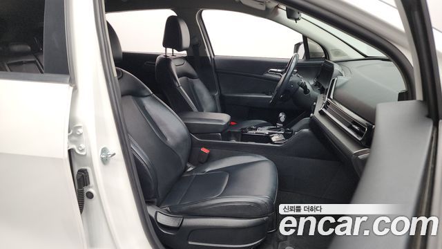 Kia Sportage (V) Gasoline 1.6 Turbo 2WD Trendy 2022 — фото 15