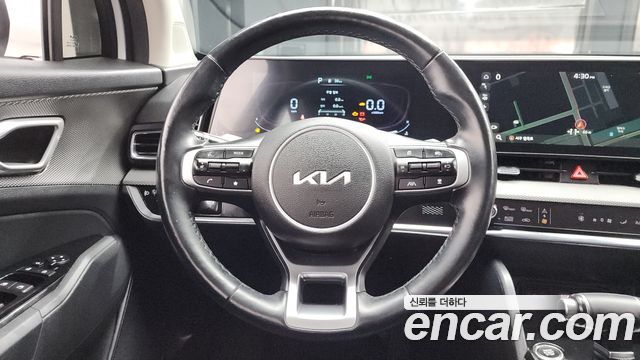 Kia Sportage (V) Gasoline 1.6 Turbo 2WD Trendy 2022 — фото 17