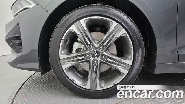 Kia K5 (III) 2.0 Prestige 2023 — фото 5
