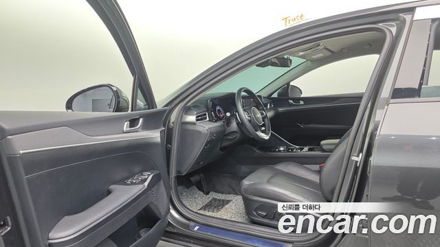 Kia K5 (III) 2.0 Prestige 2023 — фото 15
