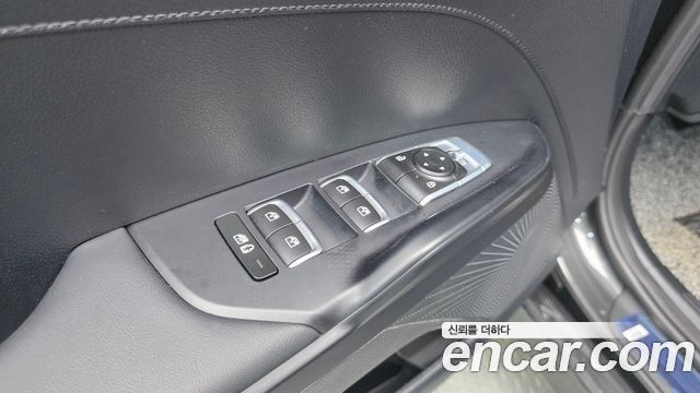 Kia K5 (III) 2.0 Prestige 2023 — фото 16