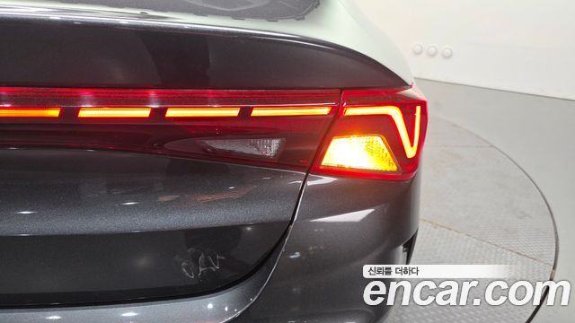 Kia K5 (III) 2.0 Prestige 2023 — фото 29