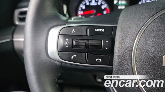 Kia K5 (III) 2.0 Prestige 2023 — фото 36