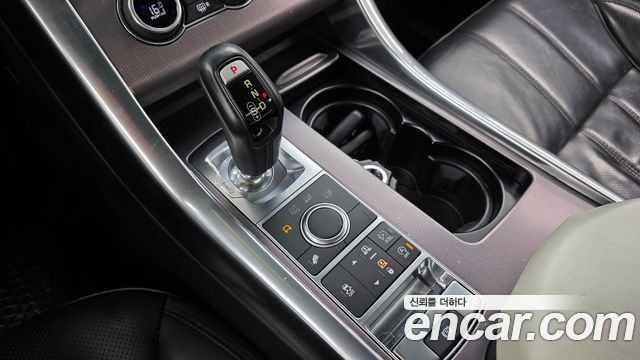 Land Rover Range Rover Sport (II) 3.0 SDV6 HSE 2016 — фото 9