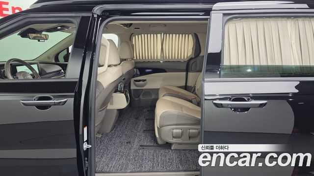 Kia Carnival (IV) Diesel 7-Seater Hi-Limousine Signature 2022 — фото 12