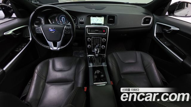 Volvo V60 Cross Country T5 AWD 2016 — фото 7
