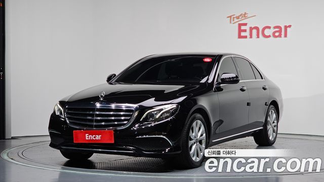 Mercedes-Benz E-Class (W213) E220d 4MATIC Exclusive 2019 — фото 1