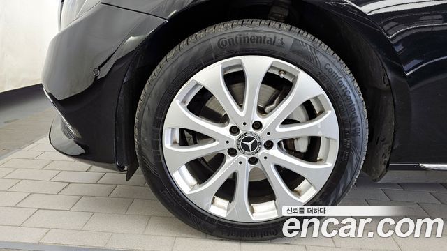 Mercedes-Benz E-Class (W213) E220d 4MATIC Exclusive 2019 — фото 5