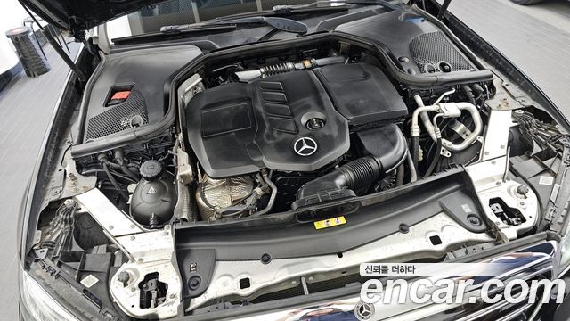 Mercedes-Benz E-Class (W213) E220d 4MATIC Exclusive 2019 — фото 6