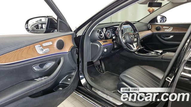 Mercedes-Benz E-Class (W213) E220d 4MATIC Exclusive 2019 — фото 10