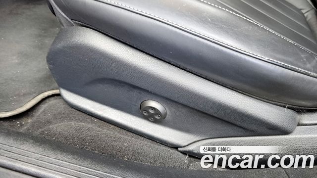 Mercedes-Benz E-Class (W213) E220d 4MATIC Exclusive 2019 — фото 32