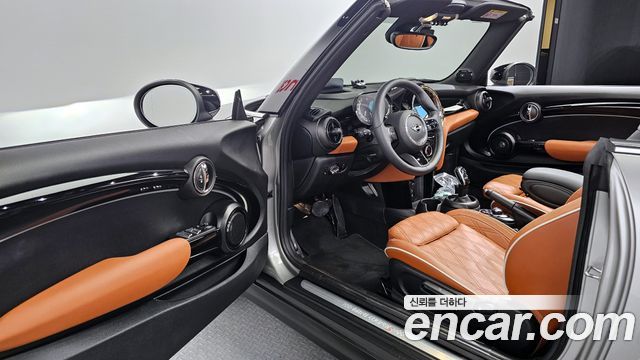 MINI Cooper S Convertible Classic Third Generation 2024 — фото 10
