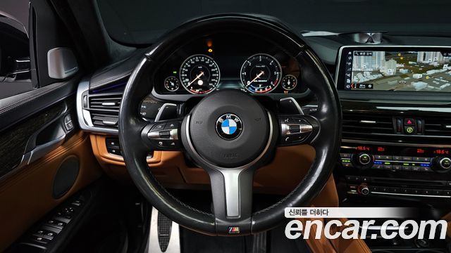 BMW X6 (F16) M50d 2017 — фото 13