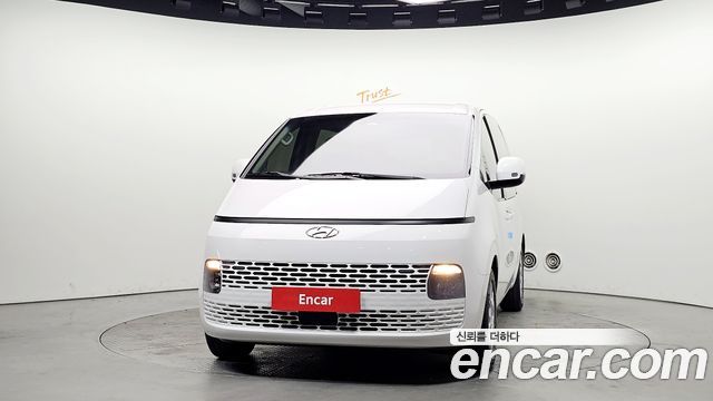 Hyundai Staria Tourer 11-Seater Modern 2022 — фото 3