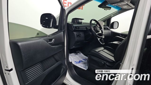 Hyundai Staria Tourer 11-Seater Modern 2022 — фото 10