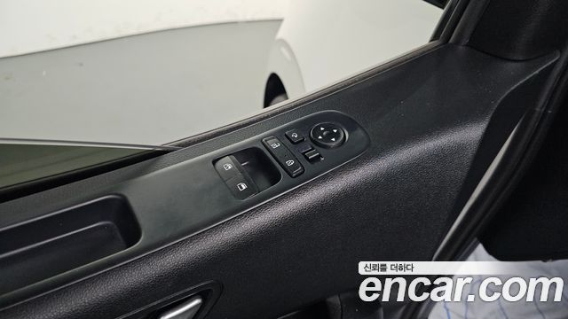 Hyundai Staria Tourer 11-Seater Modern 2022 — фото 13