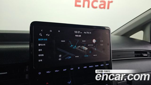 Hyundai Staria Tourer 11-Seater Modern 2022 — фото 18